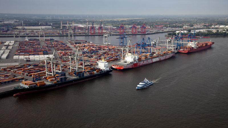 Container gantry crane, Port of Hamburg, Germany